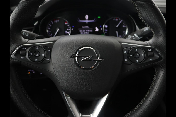 Opel Insignia 2.0 Turbo GSI 4X4 | 230pk | Origineel NL | Head-Up | Adaptive cruise | BOSE Sound | Stoelverwarming | Matrix LED | Camera | Alcantara | Carplay | Navigatie | Keyless | Stuurverwarming | 121.800km NAP