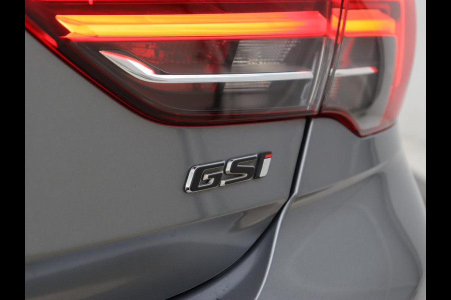 Opel Insignia 2.0 Turbo GSI 4X4 | 230pk | Origineel NL | Head-Up | Adaptive cruise | BOSE Sound | Stoelverwarming | Matrix LED | Camera | Alcantara | Carplay | Navigatie | Keyless | Stuurverwarming | 121.800km NAP