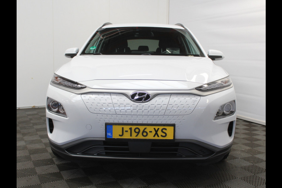 Hyundai Kona EV Fashion 64 kWh CLIMATE | ADAPCRUISE | CAMERA | CARPLAY | LMV17 | LED | DAB | HEAD-UP | NAVI | PDCA | 3FASE