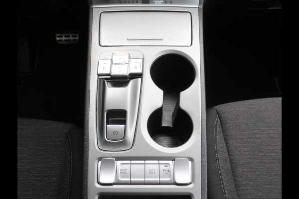 Hyundai Kona EV Fashion 64 kWh CLIMATE | ADAPCRUISE | CAMERA | CARPLAY | LMV17 | LED | DAB | HEAD-UP | NAVI | PDCA | 3FASE
