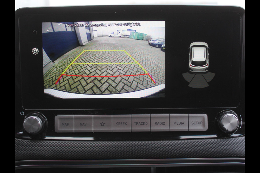 Hyundai Kona EV Fashion 64 kWh CLIMATE | ADAPCRUISE | CAMERA | CARPLAY | LMV17 | LED | DAB | HEAD-UP | NAVI | PDCA | 3FASE