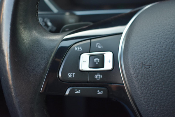 Volkswagen Tiguan 1.5 TSI ACT R-Line | TREKHAAK | NAP | APPLE CARPLAY | ANDROID AUTO | ADAPT. CRUISE CONTROLE | VIRTUAL COCKPIT