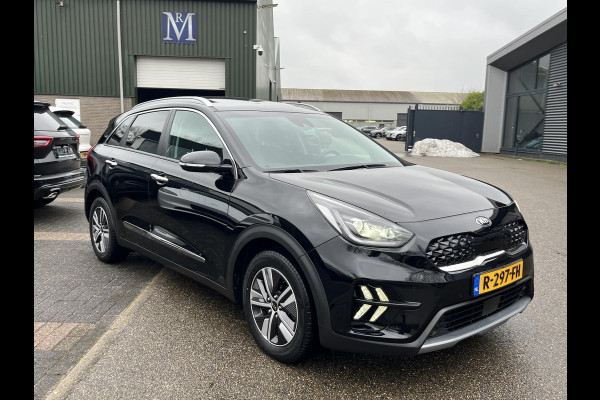 Kia Niro 1.6 GDi PHEV ExecutiveLine Plug-in Hybride | Schuifdak | Leder | Elektrische Stoelen | Stoelventilatie & Verwarming | Stuurwielverwarming | JBL | Afn. Trekhaak | GOED ONDERHOUDEN | GELEVERD INCLUSIEF 12 MND BOVAG GARANTIE |