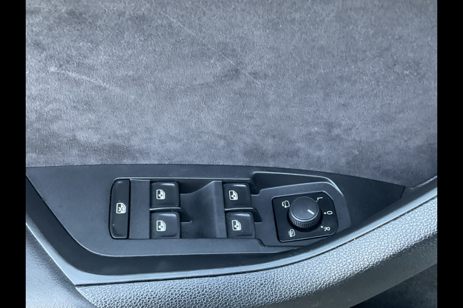 Škoda Kodiaq 7-Pers 1.5 TSI Sportline 7p. Virtual Pano.dak Trekhaak 20"LMV Full option Business