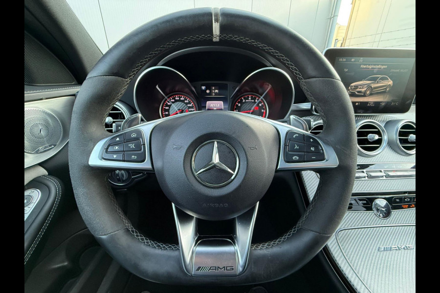 Mercedes-Benz C-Klasse AMG 63S / Keramisch / Pano / Burmester / Head up / Leder