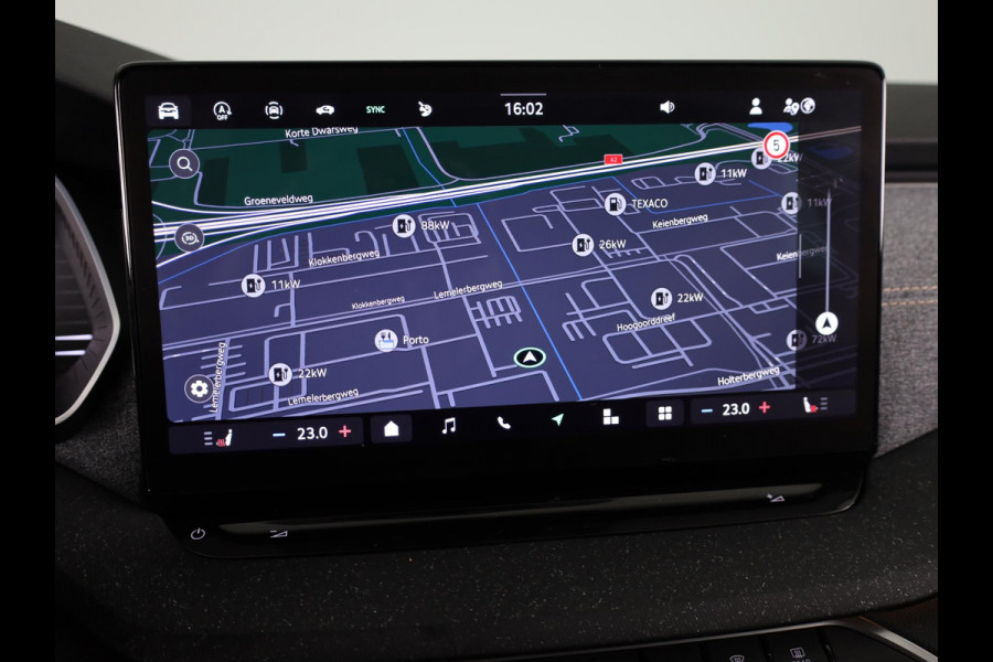 Škoda Octavia Business Edition 1.5 TSI M-HEV 115pk DSG 115pk DSG | Private lease vanaf 731,-- | Parkeercamera | 17 inch Lichtmetalen velgen |  Verwarmbare voorstoelen | 13 inch display | Adaptieve Cruise Control