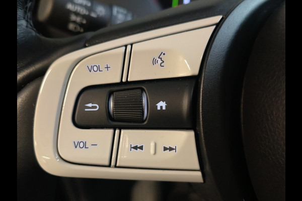 Honda Jazz 1.5 e:HEV Advance Crosstar AUTOMAAT uit 2025 Rijklaar + Fabrieksgarantie Henk Jongen Auto's in Helmond,  al 50 jaar service zoals 't hoort!