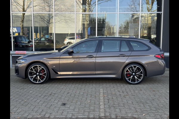 BMW 5 Serie Touring 530i xDrive High Executive M Sport Pakket Automaat / Panoramadak / Trekhaak / Integrale Actieve Besturing / Stoelventilatie / Driving Assistant Professional / Bowers & Wilkins / Laserlight / M Sportremsysteem / Soft Close