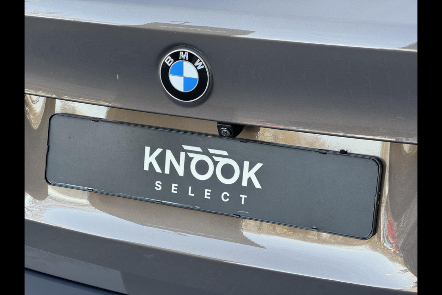BMW 5 Serie Touring 530i xDrive High Executive M Sport Pakket Automaat / Panoramadak / Trekhaak / Integrale Actieve Besturing / Stoelventilatie / Driving Assistant Professional / Bowers & Wilkins / Laserlight / M Sportremsysteem / Soft Close