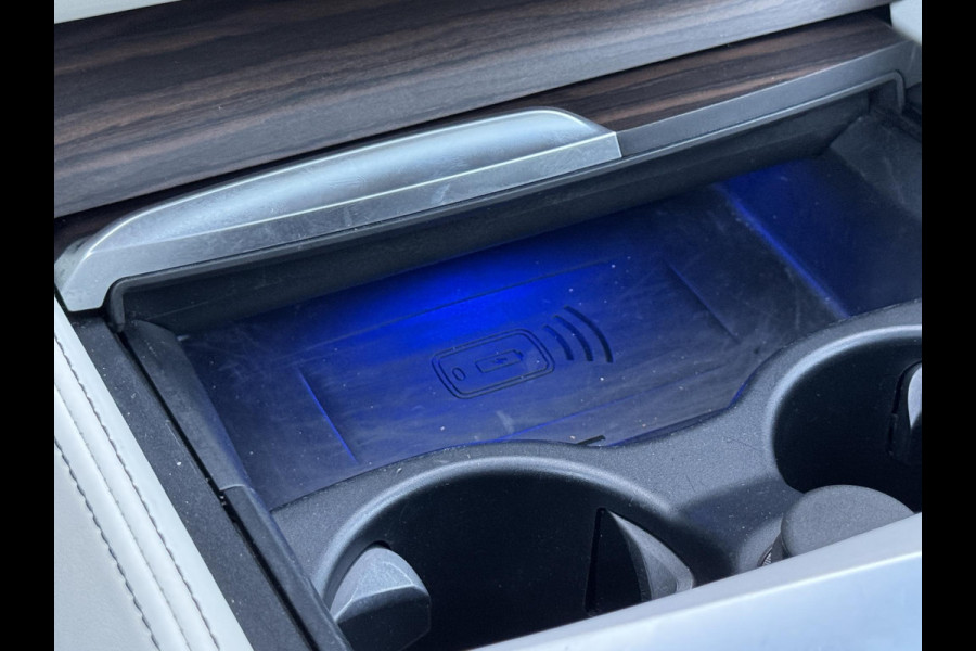 BMW 5 Serie Touring 530i xDrive High Executive M Sport Pakket Automaat / Panoramadak / Trekhaak / Integrale Actieve Besturing / Stoelventilatie / Driving Assistant Professional / Bowers & Wilkins / Laserlight / M Sportremsysteem / Soft Close