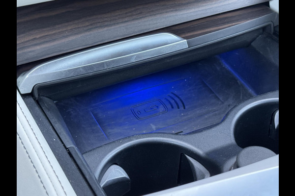 BMW 5 Serie Touring 530i xDrive High Executive M Sport Pakket Automaat / Panoramadak / Trekhaak / Integrale Actieve Besturing / Stoelventilatie / Driving Assistant Professional / Bowers & Wilkins / Laserlight / M Sportremsysteem / Soft Close