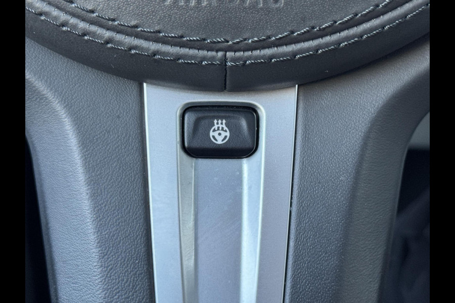 BMW 5 Serie Touring 530i xDrive High Executive M Sport Pakket Automaat / Panoramadak / Trekhaak / Integrale Actieve Besturing / Stoelventilatie / Driving Assistant Professional / Bowers & Wilkins / Laserlight / M Sportremsysteem / Soft Close