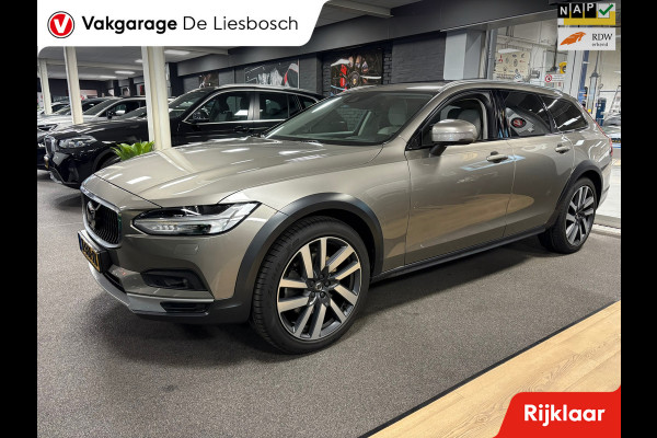 Volvo V90 Cross Country 2.0 B6 AWD Pro / Leder / Panoramadak / head-up / stoel en stuur verwarming / trekhaak