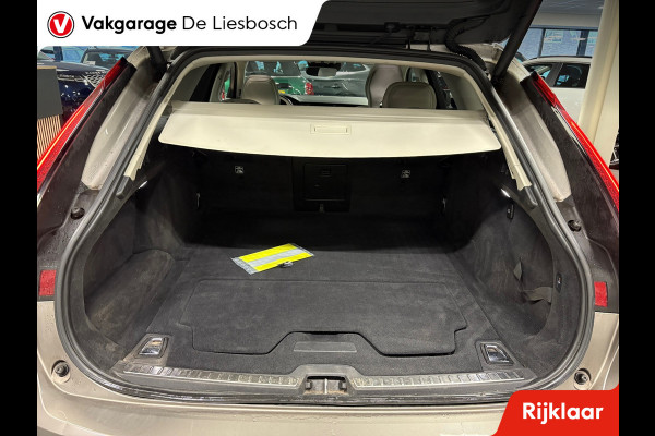 Volvo V90 Cross Country 2.0 B6 AWD Pro / Leder / Panoramadak / head-up / stoel en stuur verwarming / trekhaak