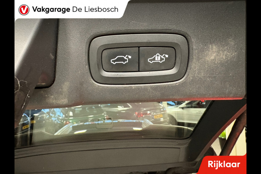 Volvo V90 Cross Country 2.0 B6 AWD Pro / Leder / Panoramadak / head-up / stoel en stuur verwarming / trekhaak