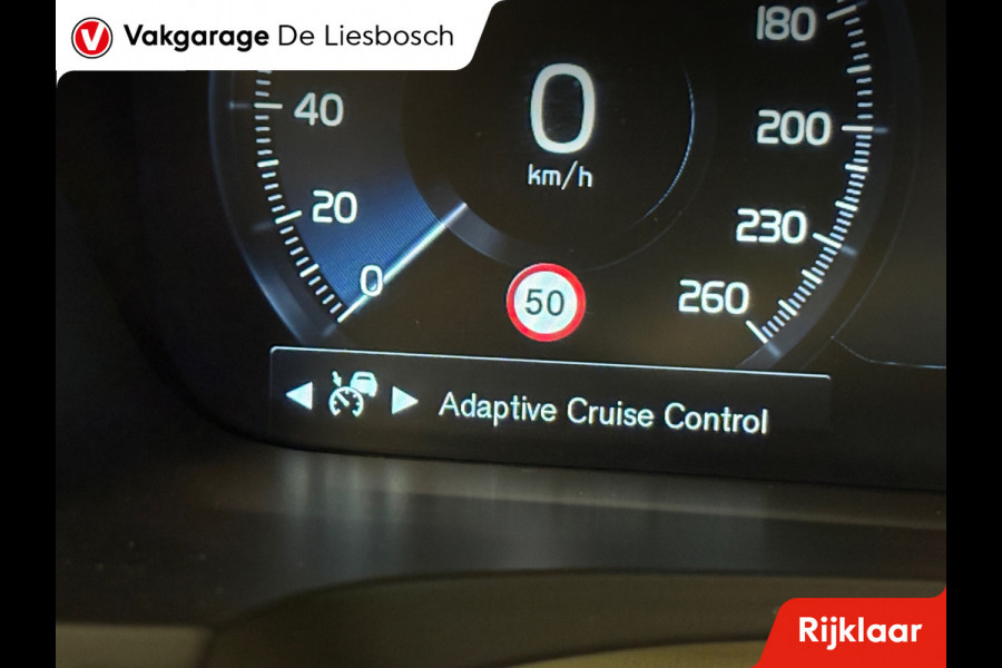 Volvo V90 Cross Country 2.0 B6 AWD Pro / Leder / Panoramadak / head-up / stoel en stuur verwarming / trekhaak