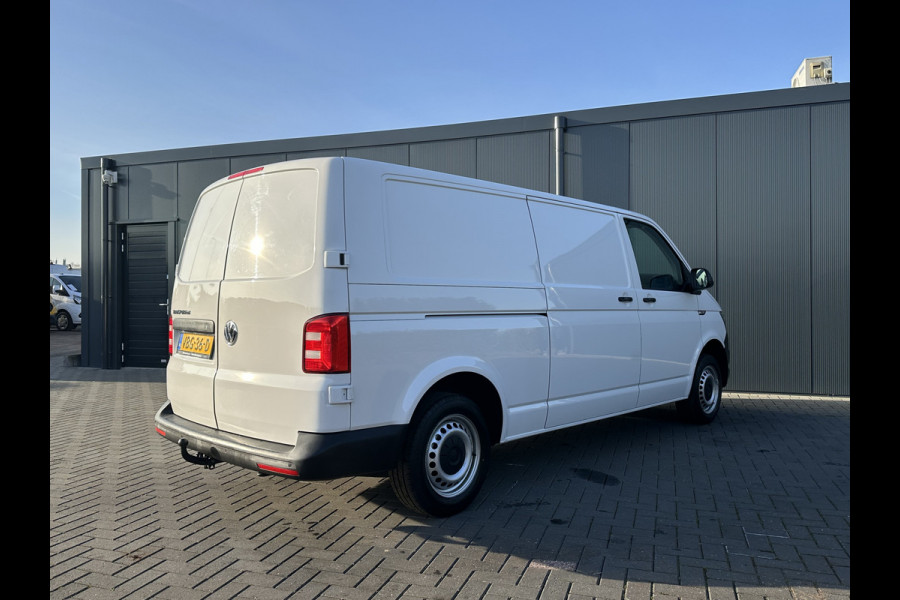 Volkswagen Transporter 2.0 TDI 102 PK / L2H1 / UNIEK 29.774 KM !! / 1e EIGENAAR / TREKHAAK / AIRCO / 3 ZITS