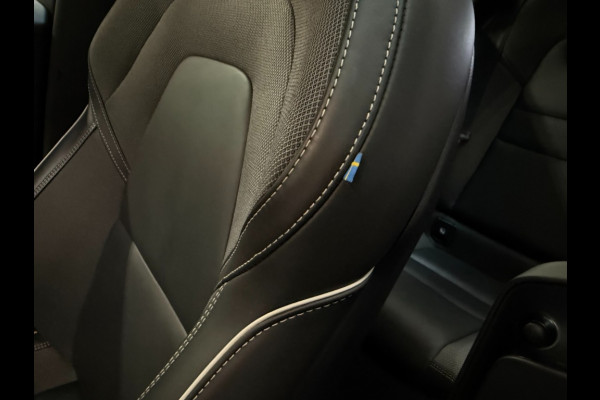 Volvo V60 B4 211pkplus darkPanoramatrekhaakleerharman kardonThunder Grey Bovag garantie 360 camera