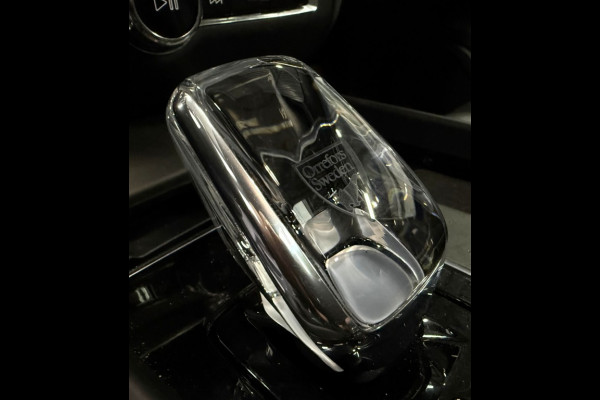 Volvo V60 B4 211pkplus darkPanoramatrekhaakleerharman kardonThunder Grey Bovag garantie 360 camera