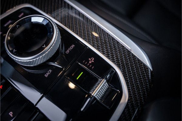 BMW X7 M60i xDrive - Panorama | Kuipstoelen | H&K | Exclusive Pakket | Elek Trekhaak