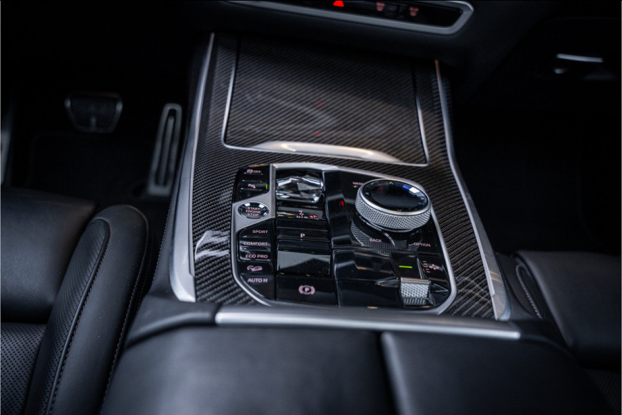 BMW X7 M60i xDrive - Panorama | Kuipstoelen | H&K | Exclusive Pakket | Elek Trekhaak