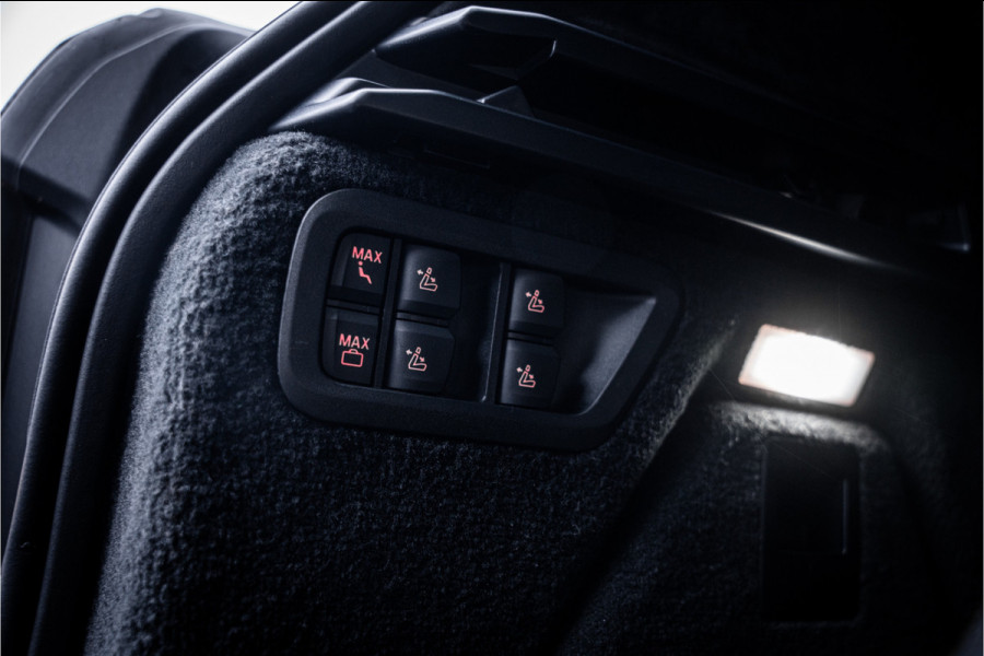 BMW X7 M60i xDrive - Panorama | Kuipstoelen | H&K | Exclusive Pakket | Elek Trekhaak