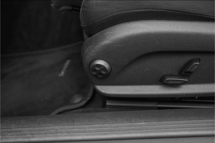 Mercedes-Benz E-Klasse Cabrio 200 Business AMG Line Aircap HUD Camera ACC Leder 20"