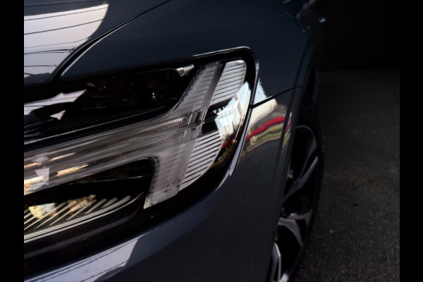 Volvo V60 B4 211pkplus darkPanoramatrekhaakleerharman kardonThunder Grey Bovag garantie 360 camera