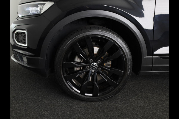 Volkswagen T-Roc 1.5 TSI Sport 150 PK | Automaat (DSG) | Black style | Camera | Digitaal dashboard | 18 Inch