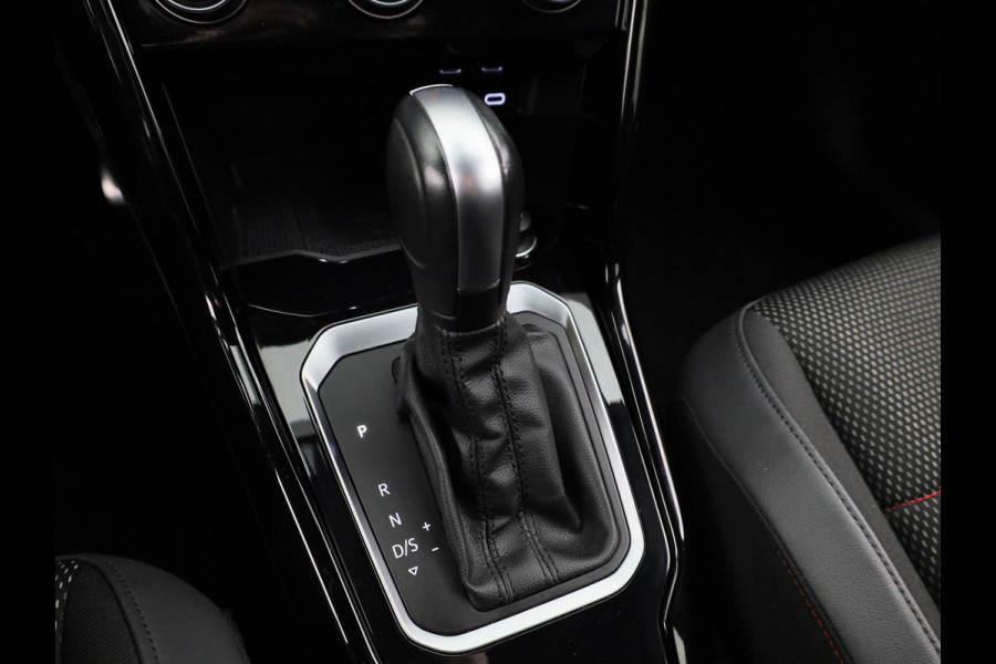 Volkswagen T-Roc 1.5 TSI Sport 150 PK | Automaat (DSG) | Black style | Camera | Digitaal dashboard | 18 Inch