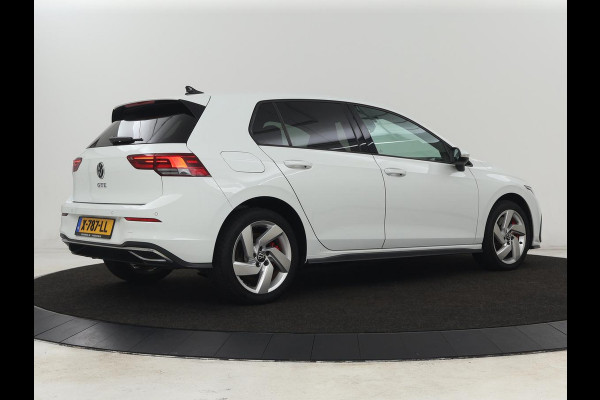 Volkswagen Golf 1.4 eHybrid GTE | Stoelverwarming | Adaptive cruise | Carplay | Navigatie | Parkeerhulp | Full LED | Sfeerverlichting | Climate control | PHEV | Plug In
