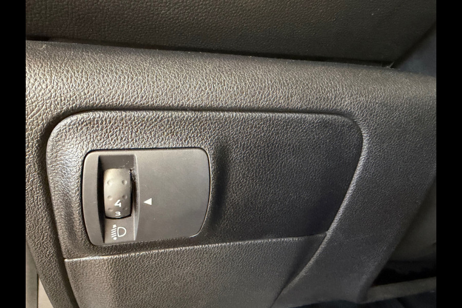 Renault Mégane Estate 1.2 TCe Bose 1E EIGENAAR PARKEERSENSOREN ACHTER CRUISE CONTROL BLUETOOTH AIRCO NAVI