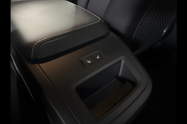 Volvo V60 B4 211pkplus darkPanoramatrekhaakleerharman kardonThunder Grey Bovag garantie 360 camera