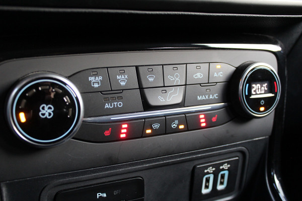 Ford EcoSport 1.0 EcoBoost 125PK Titanium | Origin NL | B&O | BLIS | Winterpack | Navigatie | Camera