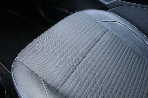 Ford EcoSport 1.0 EcoBoost 125PK Titanium | Origin NL | B&O | BLIS | Winterpack | Navigatie | Camera