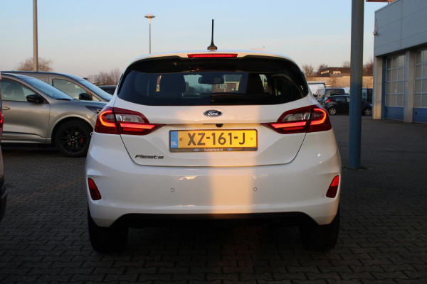 Ford Fiesta 1.0 EcoBoost Titanium | B&O Audio | Parkeersensoren | Stoelverwarming + Stuurverwarming | Camera | LED |