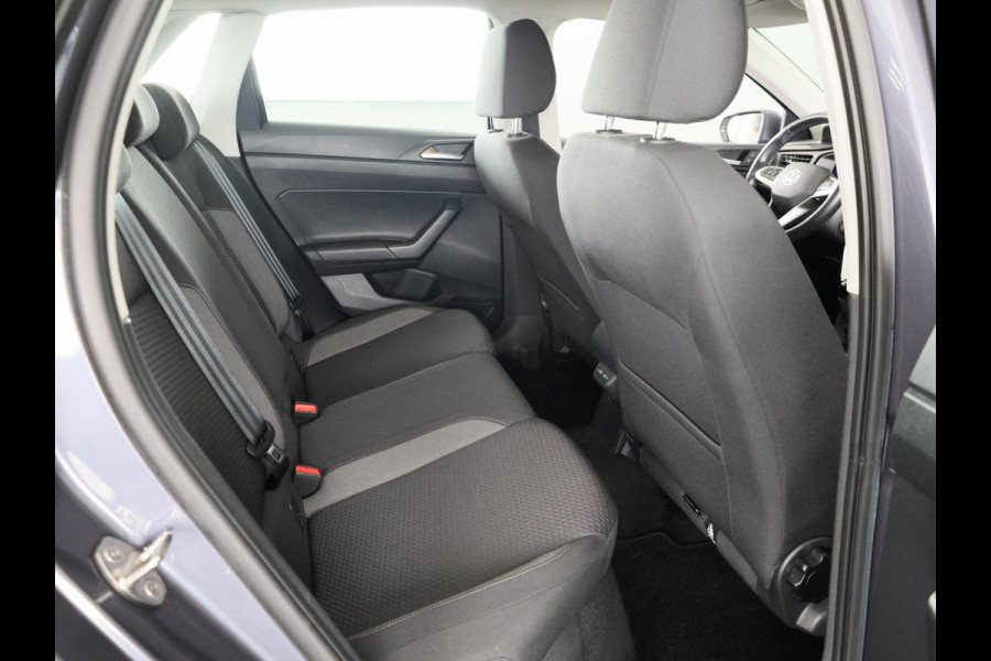 Volkswagen Polo 1.0 TSI Life 95 pk | Navigatie via App | Parkeersensoren | Adaptieve cruise control | LED koplampen | Apple Carplay/Android Auto |