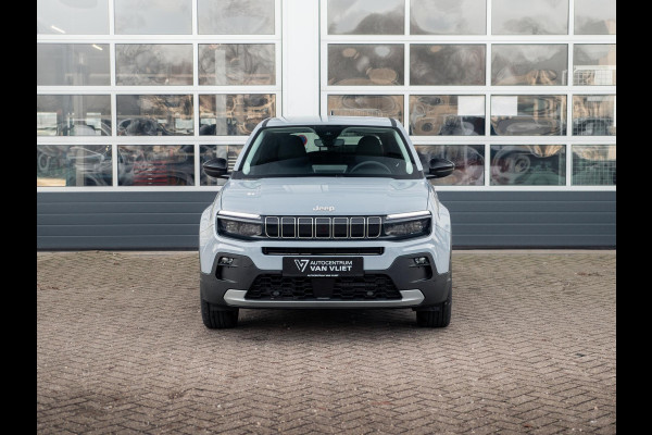 Jeep Avenger Summit 54 kWh | Infotainment&Convenience Pack & Warmtepomp | Winter Pack | Storm Grey