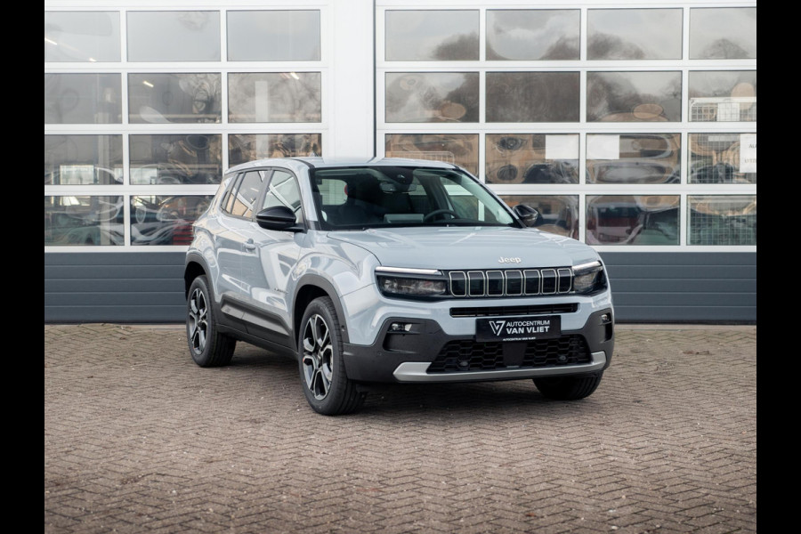 Jeep Avenger Summit 54 kWh | Infotainment&Convenience Pack & Warmtepomp | Winter Pack | Storm Grey