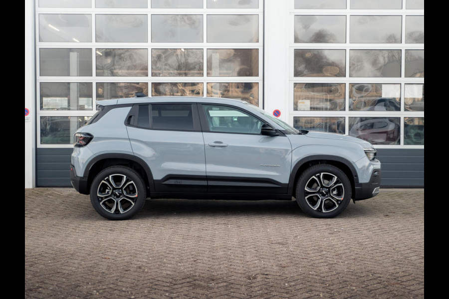 Jeep Avenger Summit 54 kWh | Infotainment&Convenience Pack & Warmtepomp | Winter Pack | Storm Grey