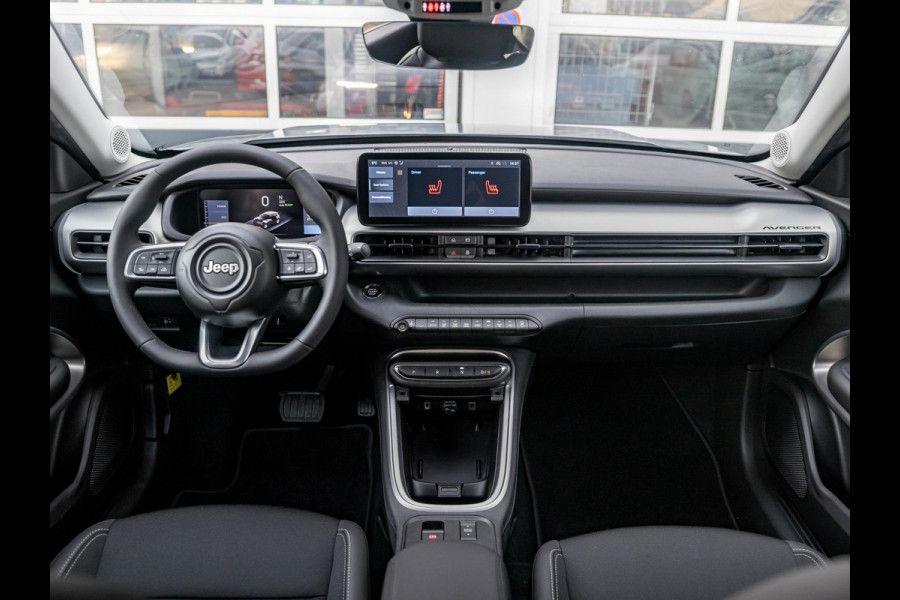 Jeep Avenger Summit 54 kWh | Infotainment&Convenience Pack & Warmtepomp | Winter Pack | Storm Grey