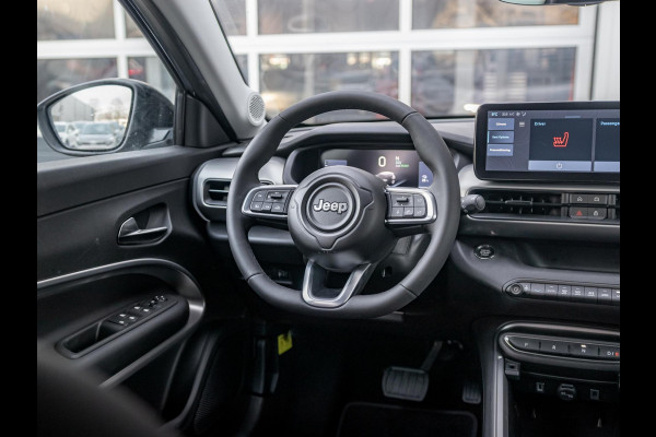 Jeep Avenger Summit 54 kWh | Infotainment&Convenience Pack & Warmtepomp | Winter Pack | Storm Grey