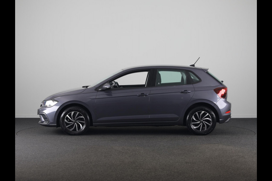 Volkswagen Polo 1.0 TSI Life 95 pk | Navigatie via App | Parkeersensoren | Adaptieve cruise control | LED koplampen | Apple Carplay/Android Auto |