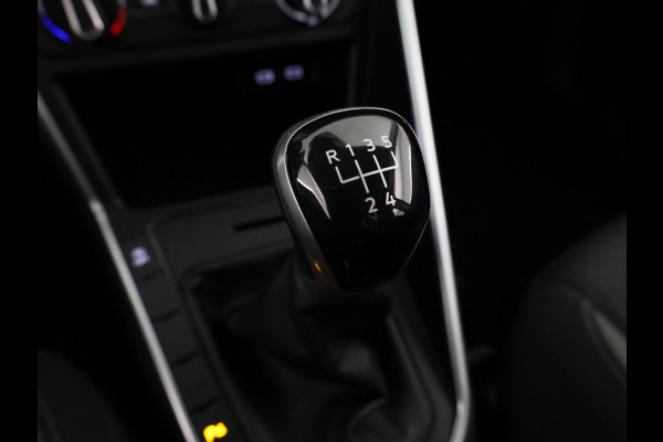 Volkswagen Polo 1.0 TSI Life 95 pk | Navigatie via App | Parkeersensoren | Adaptieve cruise control | LED koplampen | Apple Carplay/Android Auto |