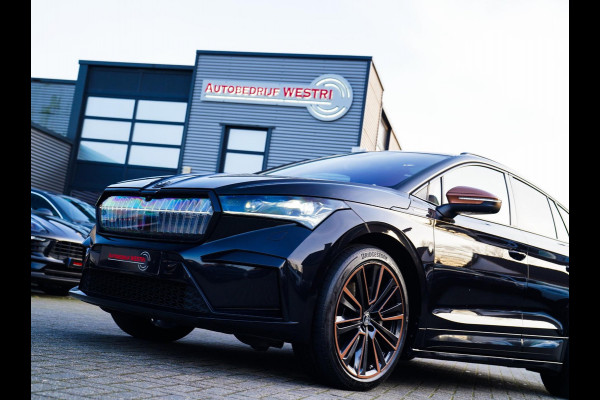 Škoda ENYAQ iV 80 Founders Edition Black | Massage | Stuurwielverwarming | 360 Camera | Achterbank Verwarming