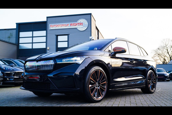 Škoda ENYAQ iV 80 Founders Edition Black | Massage | Stuurwielverwarming | 360 Camera | Achterbank Verwarming