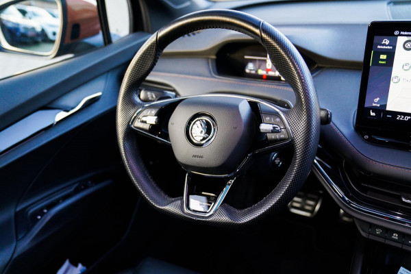 Škoda ENYAQ iV 80 Founders Edition Black | Massage | Stuurwielverwarming | 360 Camera | Achterbank Verwarming