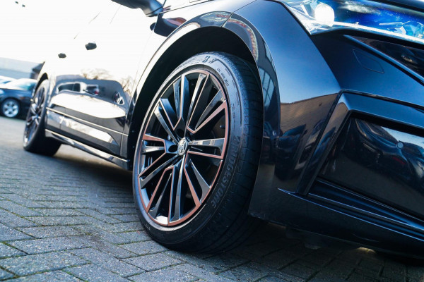 Škoda ENYAQ iV 80 Founders Edition Black | Massage | Stuurwielverwarming | 360 Camera | Achterbank Verwarming