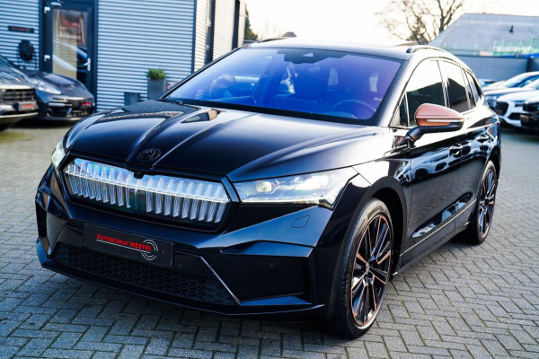 Škoda ENYAQ iV 80 Founders Edition Black | Massage | Stuurwielverwarming | 360 Camera | Achterbank Verwarming