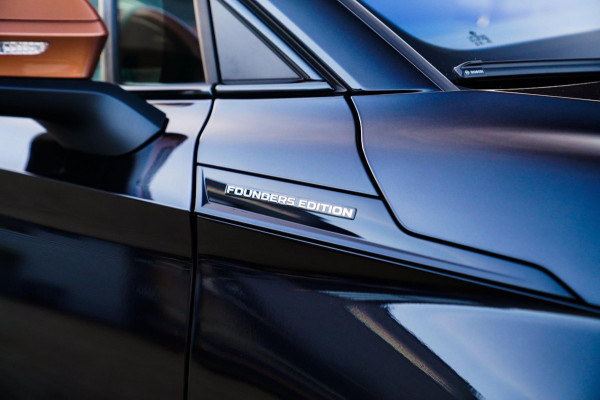 Škoda ENYAQ iV 80 Founders Edition Black | Massage | Stuurwielverwarming | 360 Camera | Achterbank Verwarming